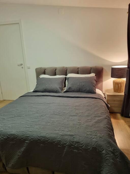 Cozy Apartment Near City Center Bucharest Luaran gambar