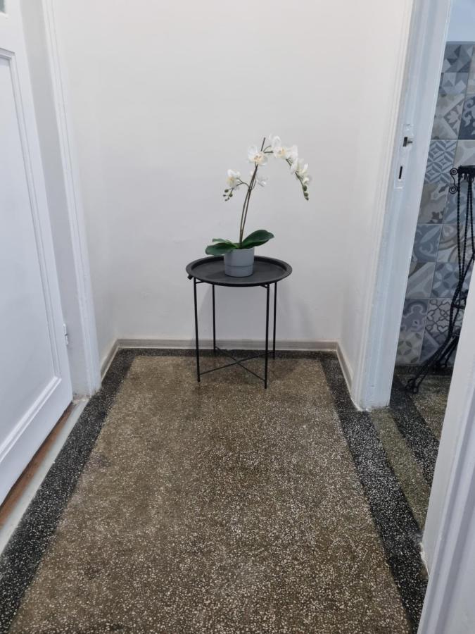 Cozy Apartment Near City Center Bucharest Luaran gambar