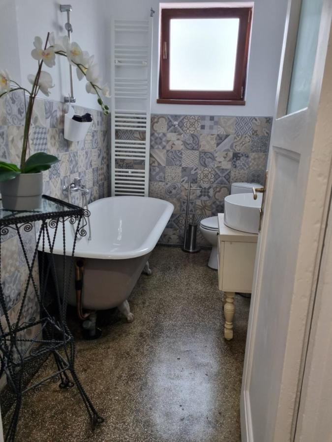 Cozy Apartment Near City Center Bucharest Luaran gambar
